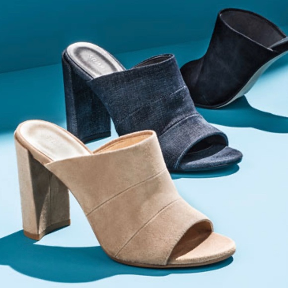 Stuart Weitzman Suede Sequel Heel - Picture 2 of 8